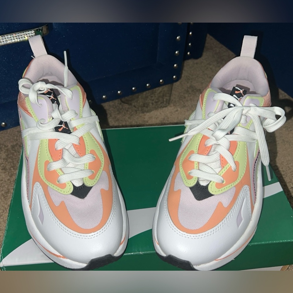 Women’s Puma Sneaker